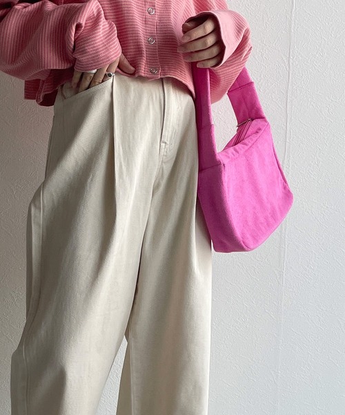 w closet（ダブルクローゼット）の「パイル地ラウンドバッグ（ハンドバッグ・レディース・ピンク/ライム/ブルー・FREE）」の13枚目の写真