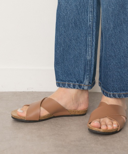 RODE SKO（ロデスコ）の「ラフソールクロスサンダル（サンダル・レディース・ホワイト/ブラック/キャメル・38/36/37）」の17枚目の写真