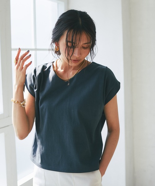 RIVE DROITE(リヴドロワ)の「Vネックタックフレンチカットソー(Tシャツ/カットソー・レディース・チャコールグレー/ベージュ/オフホワイト/ピンク/ミント/ベージュ系その他・FREE)」の22枚目の写真