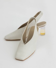 スクエアトゥパンプス