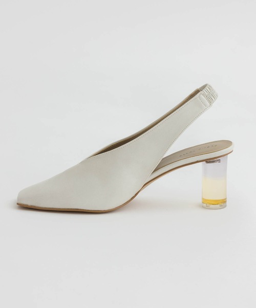 PUBLIC TOKYO（パブリックトウキョウ）の「スクエアトゥパンプス（パンプス・レディース・ブラック/アイボリー・1/2）」の6枚目の写真