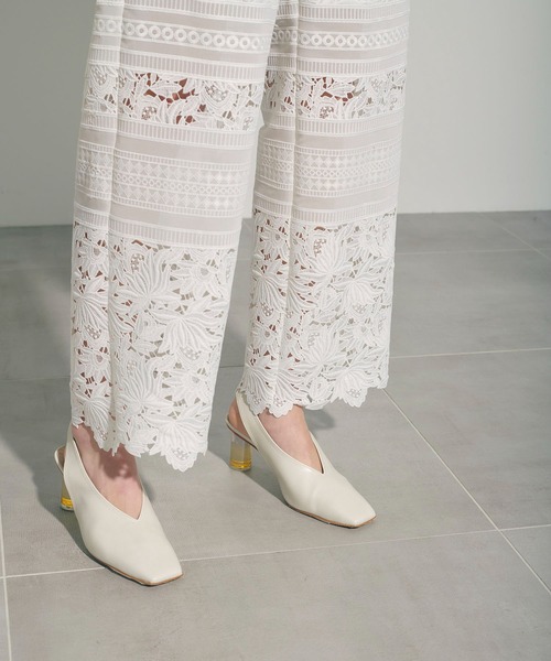 PUBLIC TOKYO（パブリックトウキョウ）の「スクエアトゥパンプス（パンプス・レディース・ブラック/アイボリー・1/2）」の13枚目の写真