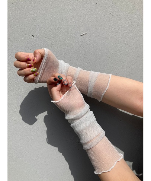 WC(ダブル シー)の「シアーラメアームカバー(アームカバー・レディース・ホワイト/ブラック・FREE)」の6枚目の写真