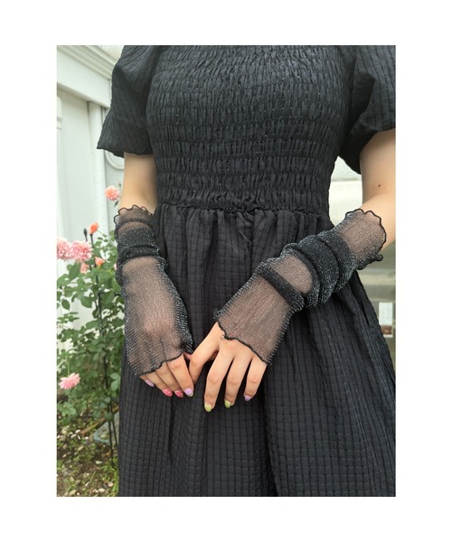 WC(ダブル シー)の「シアーラメアームカバー(アームカバー・レディース・ホワイト/ブラック・FREE)」の13枚目の写真