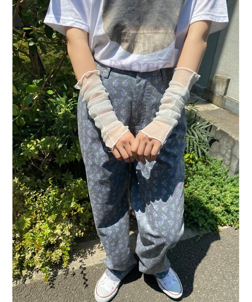 WC(ダブル シー)の「シアーラメアームカバー(アームカバー・レディース・ホワイト/ブラック・FREE)」の12枚目の写真