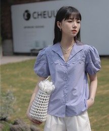 オープンカラーレースブラウス