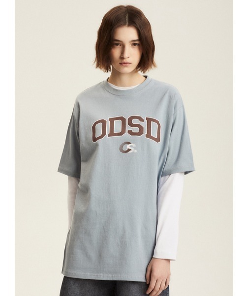 ODD STUDIO（オッドスタジオ）の「A'GEM/9 × .kom『ODD STUDIO/オッドスタジオ』ODSD varsity sports t-shirt/バーシティースポーツ 半袖Tシャツ（Tシャツ/カットソー・レディース・ブラック/ブルー/ホワイト/グレー/ネイビー・M）」の5枚目の写真