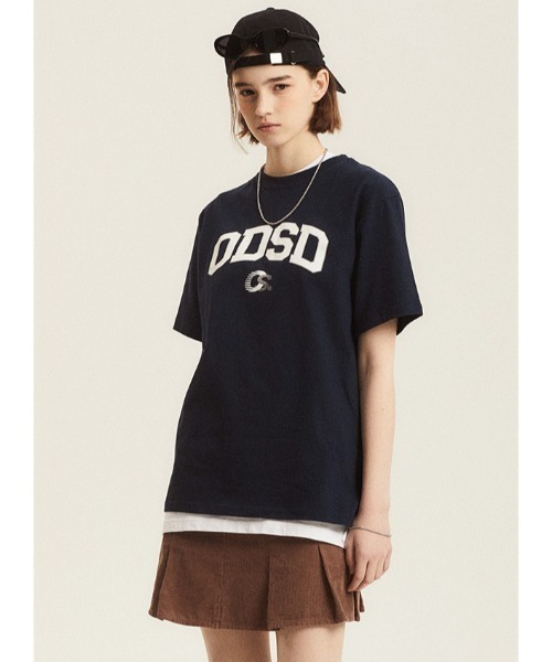 ODD STUDIO（オッドスタジオ）の「A'GEM/9 × .kom『ODD STUDIO/オッドスタジオ』ODSD varsity sports t-shirt/バーシティースポーツ 半袖Tシャツ（Tシャツ/カットソー・レディース・ブラック/ブルー/ホワイト/グレー/ネイビー・M）」の19枚目の写真