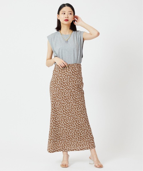 U by SPICK&SPAN（ユーバイスピックアンドスパン）の「ボクシーノースリーブ（Tシャツ/カットソー・レディース・ホワイト/ブラック/グレー・FREE）」の20枚目の写真