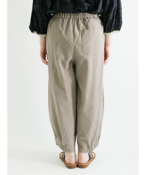 Samansa Mos2（サマンサ モスモス）の「バルーンパンツ（その他パンツ・レディース・ブラック/ベージュ/オフホワイト/モカ/チャコール・ﾌﾘ-）」の11枚目の写真