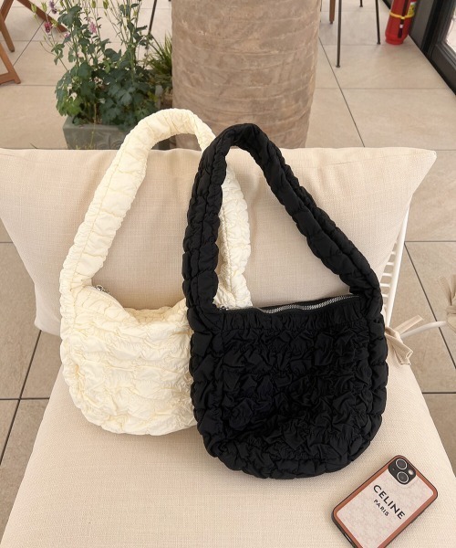 by muni:r（バイ ムニール）の「ライトキルティングミニショルダーバッグ（ショルダーバッグ・レディース・ブラック/アイボリー・ONE SIZE）」の10枚目の写真