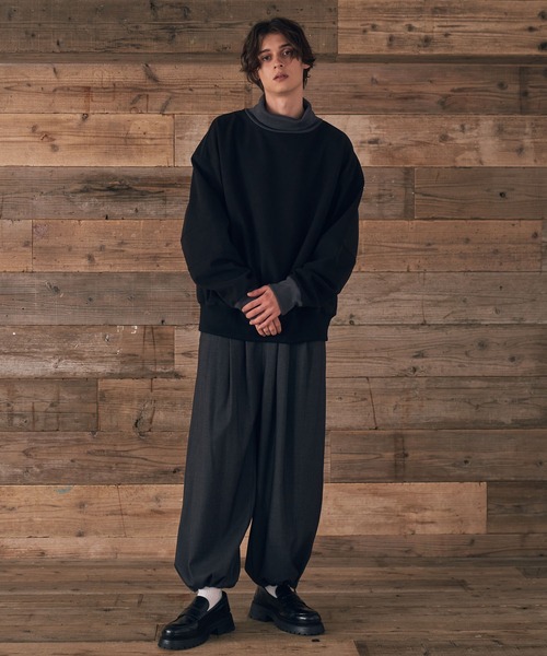 DOOPZ(ドープス)の「ヘビータートルネックスウェット(スウェット・メンズ・ブラック/ナチュラル/グリーン・SMALL/MEDIUM/LARGE)」の21枚目の写真