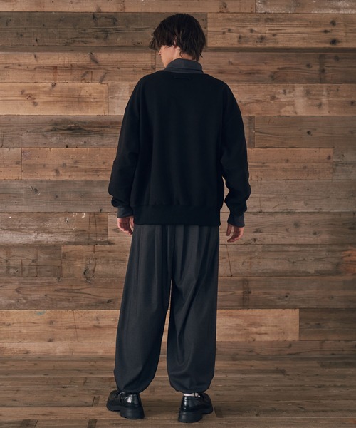 DOOPZ(ドープス)の「ヘビータートルネックスウェット(スウェット・メンズ・ブラック/ナチュラル/グリーン・SMALL/MEDIUM/LARGE)」の16枚目の写真