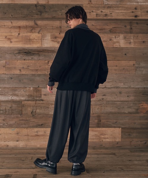 DOOPZ(ドープス)の「ヘビータートルネックスウェット(スウェット・メンズ・ブラック/ナチュラル/グリーン・SMALL/MEDIUM/LARGE)」の8枚目の写真