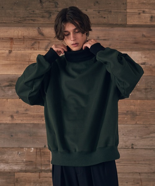 DOOPZ(ドープス)の「ヘビータートルネックスウェット(スウェット・メンズ・ブラック/ナチュラル/グリーン・SMALL/MEDIUM/LARGE)」の4枚目の写真