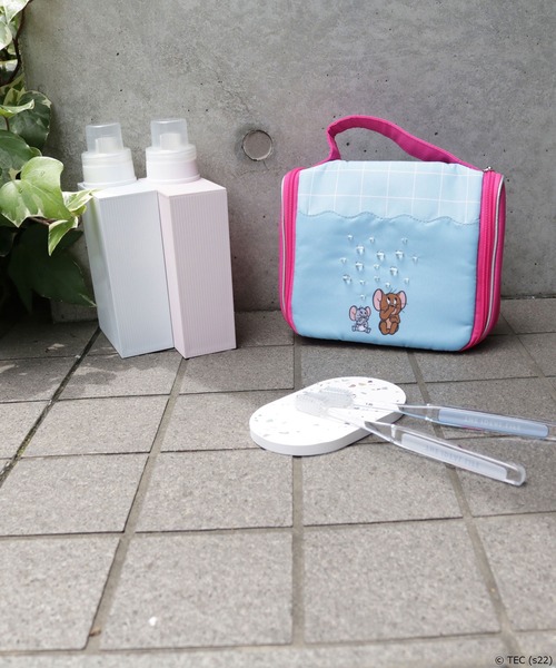 Tom＆Jerry（トムアンドジェリー）の「【公式】トムとジェリー　TOM＆JERRY×Flapper トラベルポーチ（ポーチ・レディース・ベージュ/ピンク・FREE）」の2枚目の写真