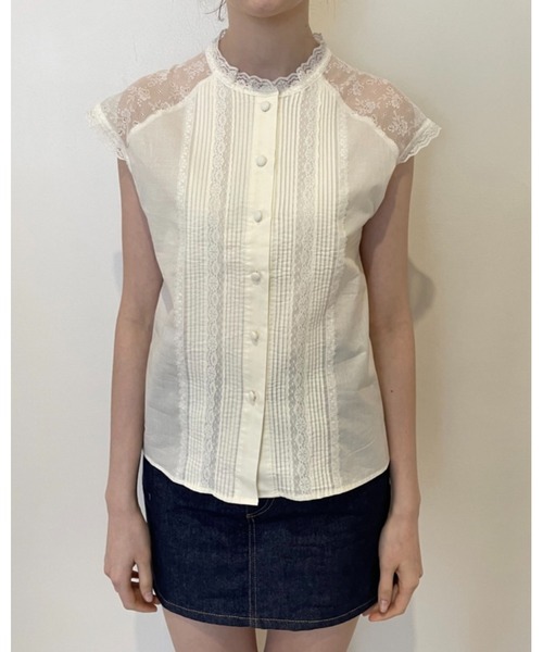 epine(エピヌ)の「shoulder lace pin tuck classical blouse(シャツ/ブラウス・レディース・アイボリー・FREE)」の13枚目の写真