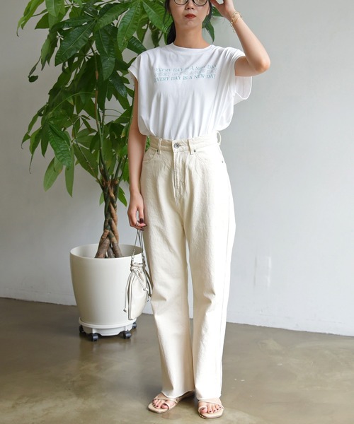 sango（sango）の「ロゴ入ショート丈プルオーバー（Tシャツ/カットソー・レディース・スミクロ/モスグリーン/オフホワイト・FREE）」の8枚目の写真