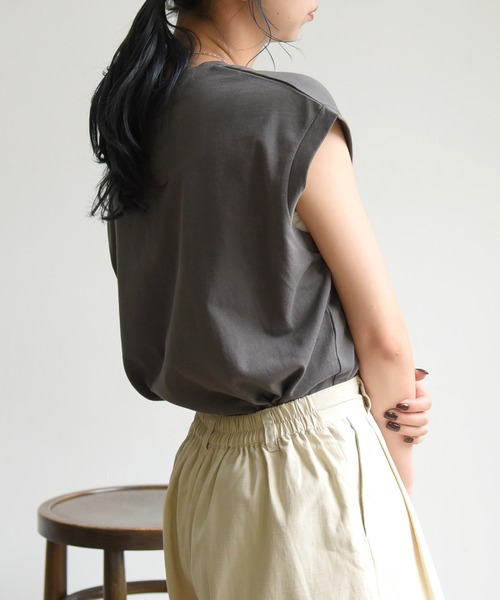 sango（sango）の「ロゴ入ショート丈プルオーバー（Tシャツ/カットソー・レディース・スミクロ/モスグリーン/オフホワイト・FREE）」の21枚目の写真