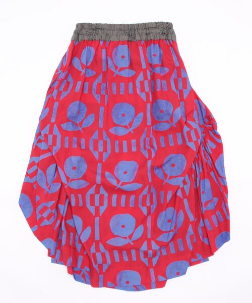 Vivienne Westwood（ヴィヴィアンウエストウッド）の「ﾘﾖｾﾙﾌﾞﾛｰﾄﾞAustrian Flowerｷﾞｬｻﾞｰｽｶｰﾄ（スカート・レディース・レッド系・FREE）」の2枚目の写真