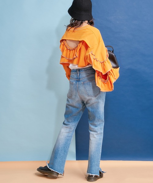 HELLO.SANFRANCISCO(ハローサンフランシスコ)の「【新色追加】【HELLO.SANFRANCISCO】カットアウトフリルトップス(スウェット・レディース・チャコールグレー/ライトグレー/オレンジ/グレー・ONE SIZE)」の13枚目の写真