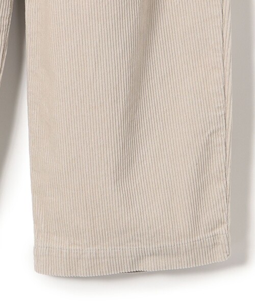 SHIPS（シップス）の「*〈洗濯機可能〉太畝コーデュロイタックパンツ◆（その他パンツ・レディース・ライトグレー/ブラック/ナチュラル/ワイン/ネイビー・SMALL/MEDIUM/LARGE）」の9枚目の写真