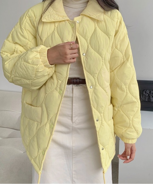ECLIN（エクラン）の「襟付きキルティングボリュームブルゾン（ブルゾン・レディース・アイボリー/ブラック/グリーン/イエロー/ローズ・FREE）」の20枚目の写真