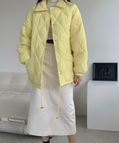 ECLIN（エクラン）の「襟付きキルティングボリュームブルゾン（ブルゾン・レディース・アイボリー/ブラック/グリーン/イエロー/ローズ・FREE）」の22枚目の写真