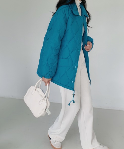 ECLIN（エクラン）の「襟付きキルティングボリュームブルゾン（ブルゾン・レディース・アイボリー/ブラック/グリーン/イエロー/ローズ・FREE）」の8枚目の写真