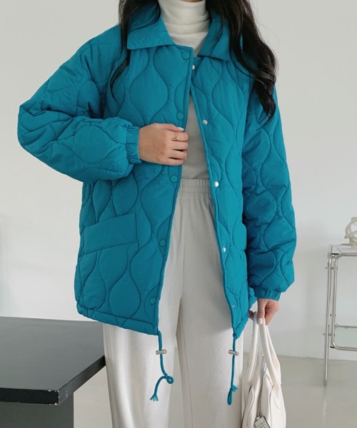 ECLIN（エクラン）の「襟付きキルティングボリュームブルゾン（ブルゾン・レディース・アイボリー/ブラック/グリーン/イエロー/ローズ・FREE）」の9枚目の写真