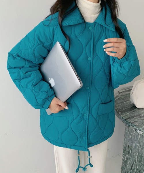 ECLIN（エクラン）の「襟付きキルティングボリュームブルゾン（ブルゾン・レディース・アイボリー/ブラック/グリーン/イエロー/ローズ・FREE）」の17枚目の写真