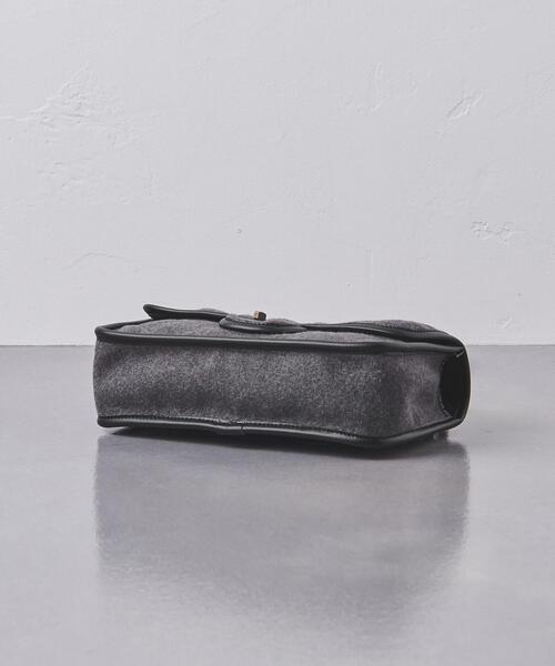 THE RERACS（ザ・リラクス）の「【別注】＜THE RE:LUXE THE RERACS×WACCOWACCO＞チェーンショルダーバッグ（ショルダーバッグ・レディース・ブラック/ベージュ/ダークグレー・FREE）」の4枚目の写真