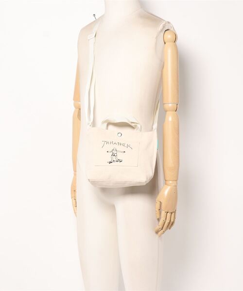 THRASHER（スラッシャー）の「THRASHER スラッシャー コットンキャンバス ショルダーバッグ（ショルダーバッグ・メンズ・ホワイト系その他2/ホワイト系その他4/ホワイト系その他/ホワイト系その他3・FREE）」の17枚目の写真