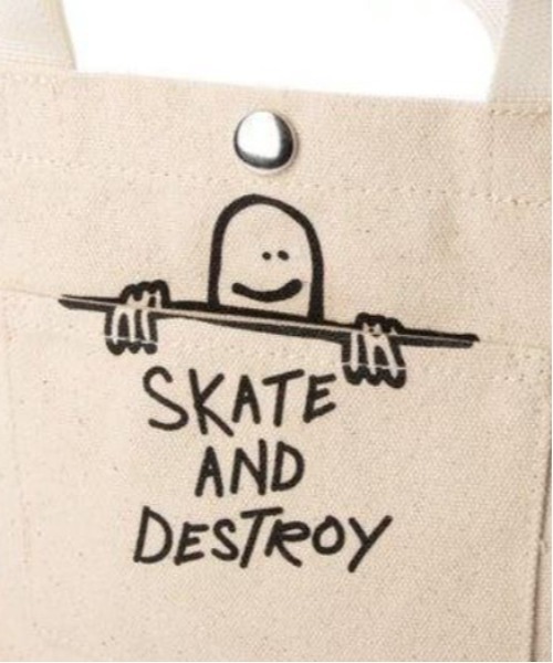 THRASHER（スラッシャー）の「THRASHER スラッシャー コットンキャンバス ショルダーバッグ（ショルダーバッグ・メンズ・ホワイト系その他2/ホワイト系その他4/ホワイト系その他/ホワイト系その他3・FREE）」の7枚目の写真