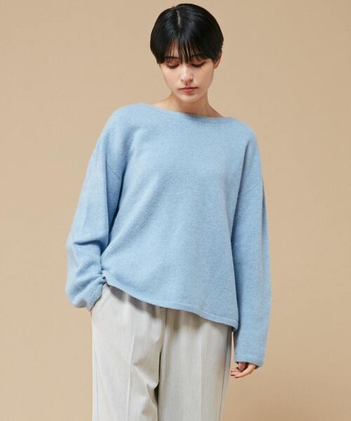 Lourmarin(ルールマラン)の「【ふんわり暖かいカシミヤ混ホールガーメントボートネックプルオーバー】(ニット/セーター・レディース・サンドベージュ/ピンク/サックスブルー/モカ・FREE)」の4枚目の写真