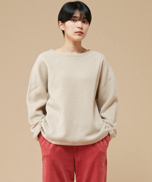 Lourmarin(ルールマラン)の「【ふんわり暖かいカシミヤ混ホールガーメントボートネックプルオーバー】(ニット/セーター・レディース・サンドベージュ/ピンク/サックスブルー/モカ・FREE)」の3枚目の写真