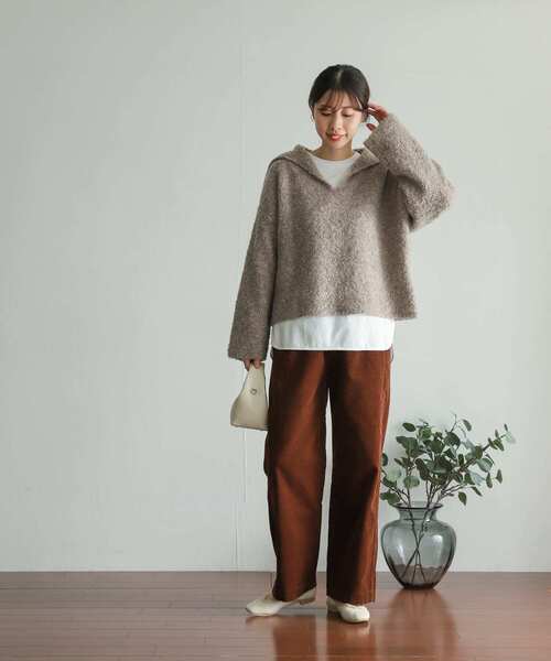 URBAN RESEARCH DOORS（アーバンリサーチドアーズ）の「ブークレセーラーカラーKNIT（ニット/セーター・レディース・グレー/キャメル・MEDIUM）」の13枚目の写真
