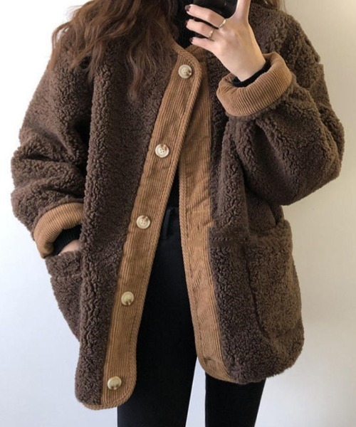 CLEA（クレア）の「コーデュロイ配色オーバーボアコート（ノーカラーコート・レディース・アイボリー/ブラウン・FREE）」の2枚目の写真