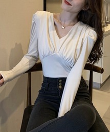 Vネックシャーリングパフ長袖Tシャツ