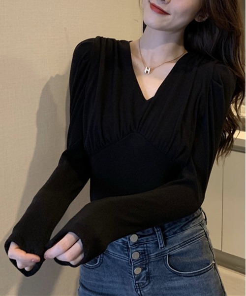 by muni:r(バイ ムニール)の「Vネックシャーリングパフ長袖Tシャツ(Tシャツ/カットソー・レディース・ピンク/アイボリー/ブラック・FREE)」の5枚目の写真