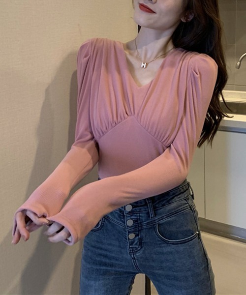 by muni:r(バイ ムニール)の「Vネックシャーリングパフ長袖Tシャツ(Tシャツ/カットソー・レディース・ピンク/アイボリー/ブラック・FREE)」の8枚目の写真