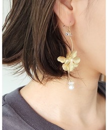 【Tresor】メタルフラワー淡水パール　ピアス(MA)