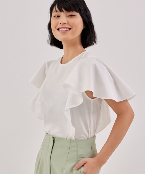 Love,Bonito(ラブボニート)の「エスマエ フラッタースリーブ シェルトップス(その他トップス・レディース・ホワイト・SMALL/LARGE/MEDIUM)」の1枚目の写真