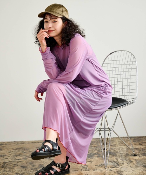 bohmal（ボマール）の「配色メローシアーロングワンピース（ワンピース・レディース・ライム/ピンク/アイボリー/ブラック/ブルー/パープル・FREE）」の5枚目の写真