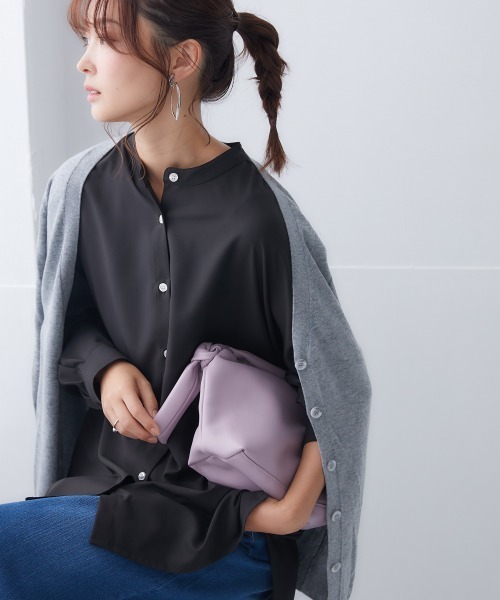 nissen(ニッセン)の「ストレッチ素材バンドカラードルマンシャツ(シャツ/ブラウス・レディース・ブラック/サックスブルー/モスグリーン/オフホワイト・M/L/LL/S)」の13枚目の写真