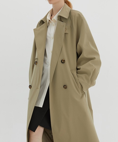 Fano Studios（ファノ ストゥディオズ）の「スリーブカフス ロングトレンチコート FD22W039【Fano Studios】（トレンチコート・レディース・ベージュ・S/M/L）」の6枚目の写真