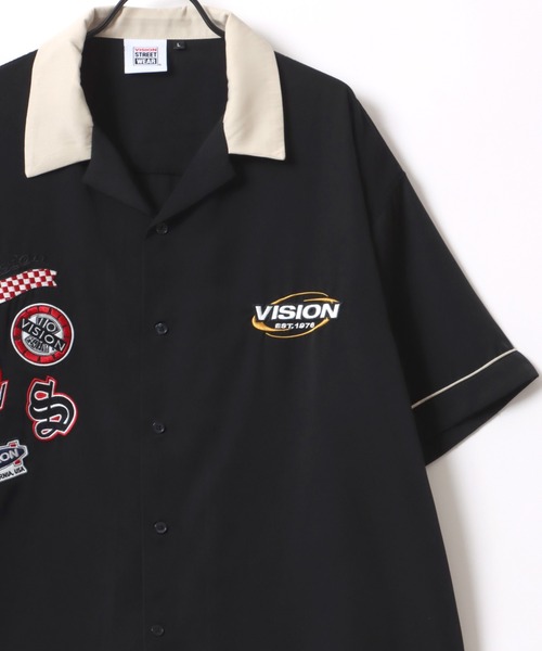 VISION STREET WEAR(ヴィジョンストリートウェア)の「VISION STREET WEAR/ヴィジョンストリートウェア オーバーサイズ ワッペン刺繍 クレリック オープンカラー 半袖シャツ/ボーリングシャツ(シャツ/ブラウス・メンズ・アイボリー/ブラック/グレイッシュブルー・M/L/LL)」の2枚目の写真