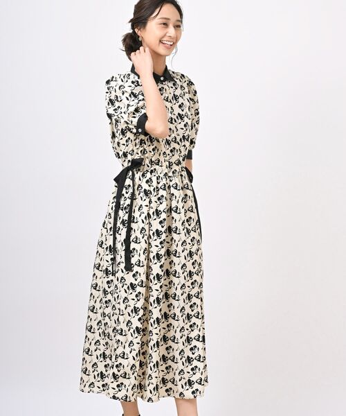 rps(アールピーエス)の「ウエストリボンショルダータックワンピース(ワンピース・レディース・アイボリー/ブラック/ベージュ・フリー)」の5枚目の写真