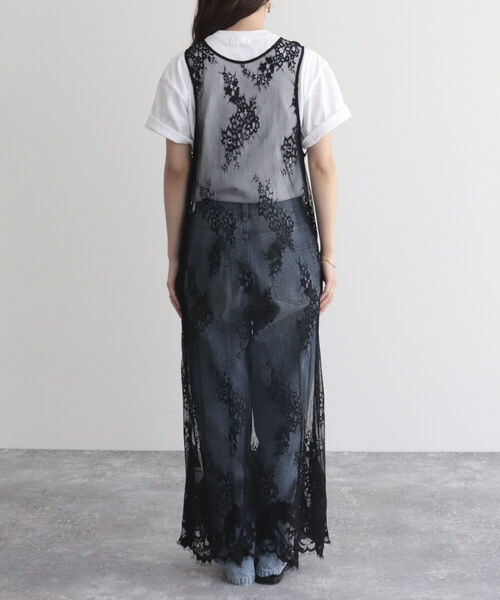 fredy emue（フレディエミュ）の「レース2WAYロングジレ（ベスト・レディース・オフホワイト/ブラック・38）」の18枚目の写真