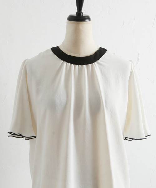 tocco closet(トッコ クローゼット)の「【ZOZO限定】前後2WAY配色フレアスリーブブラウス(シャツ/ブラウス・レディース・ブラック/ベージュ/オフホワイト・M)」の13枚目の写真